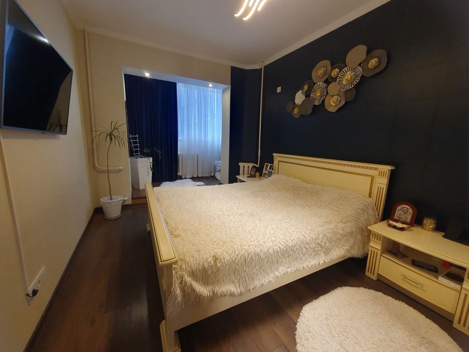 Продаж неймовірної 3-х кімнатної квартири в центрі міста..
