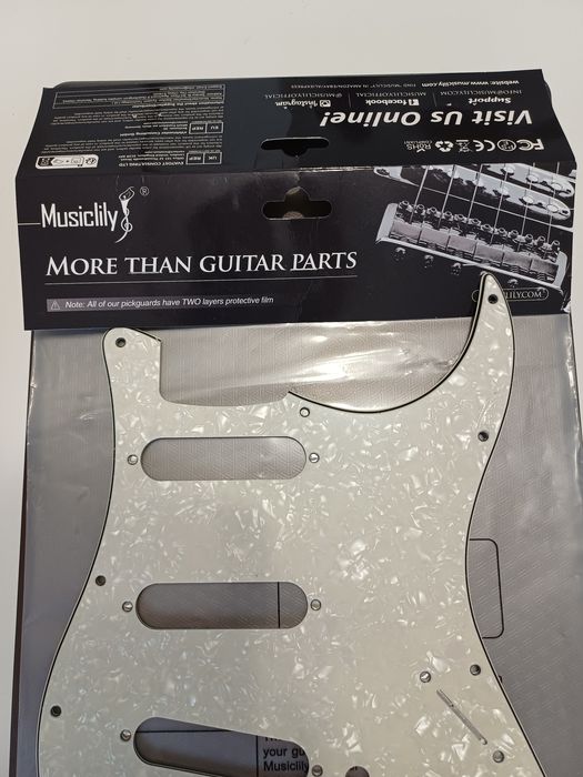 Pickguard maskownica do Fender Stratocaster