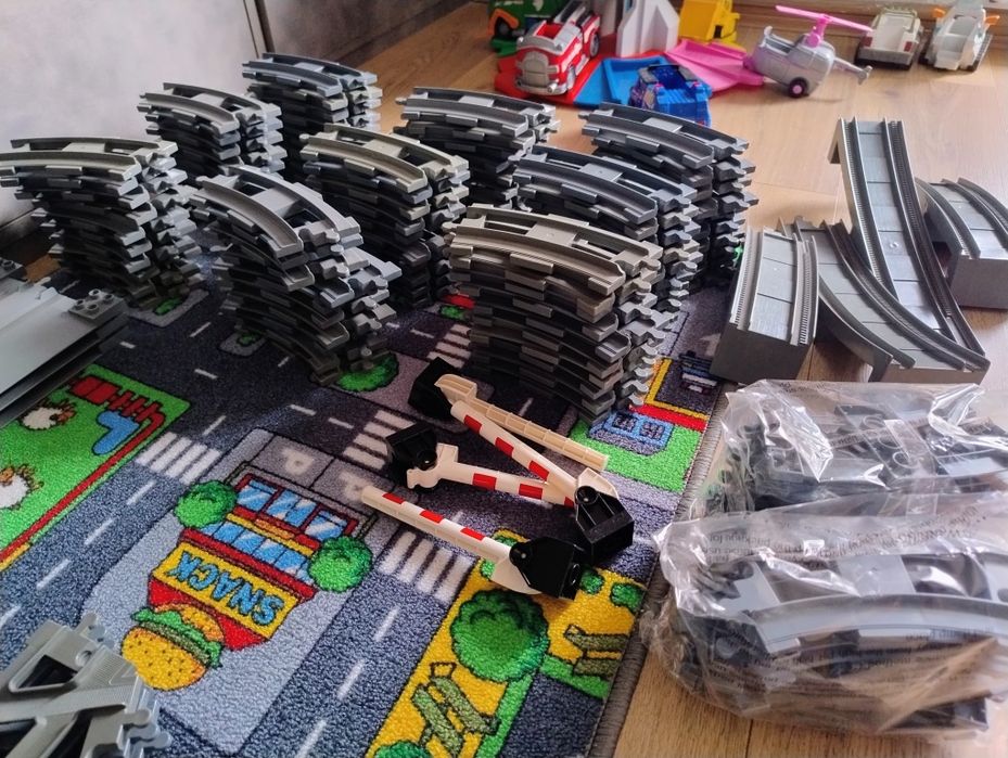 Pociąg lego duplo i tory