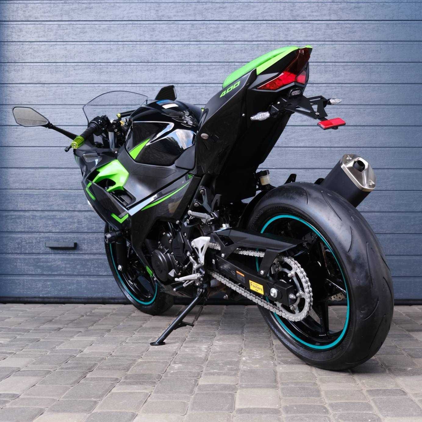 Продам мотоцикл Kawasaki Ninja 400 (9817)