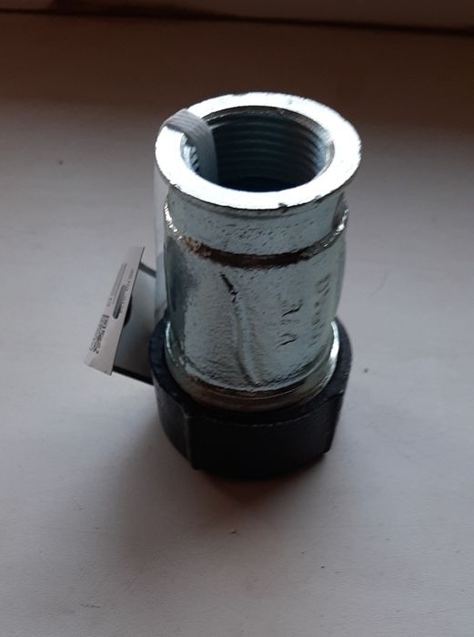 GEBO QI Зажимная муфта с внутренней резьбой 3/4" на трубу 24,6-27,3 мм