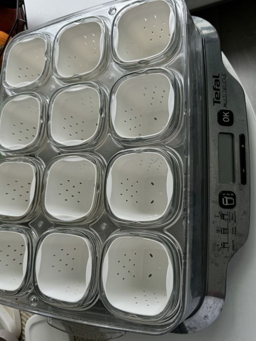 Йогуртниця TEFAL YG6528 на 12 стаканчиків
