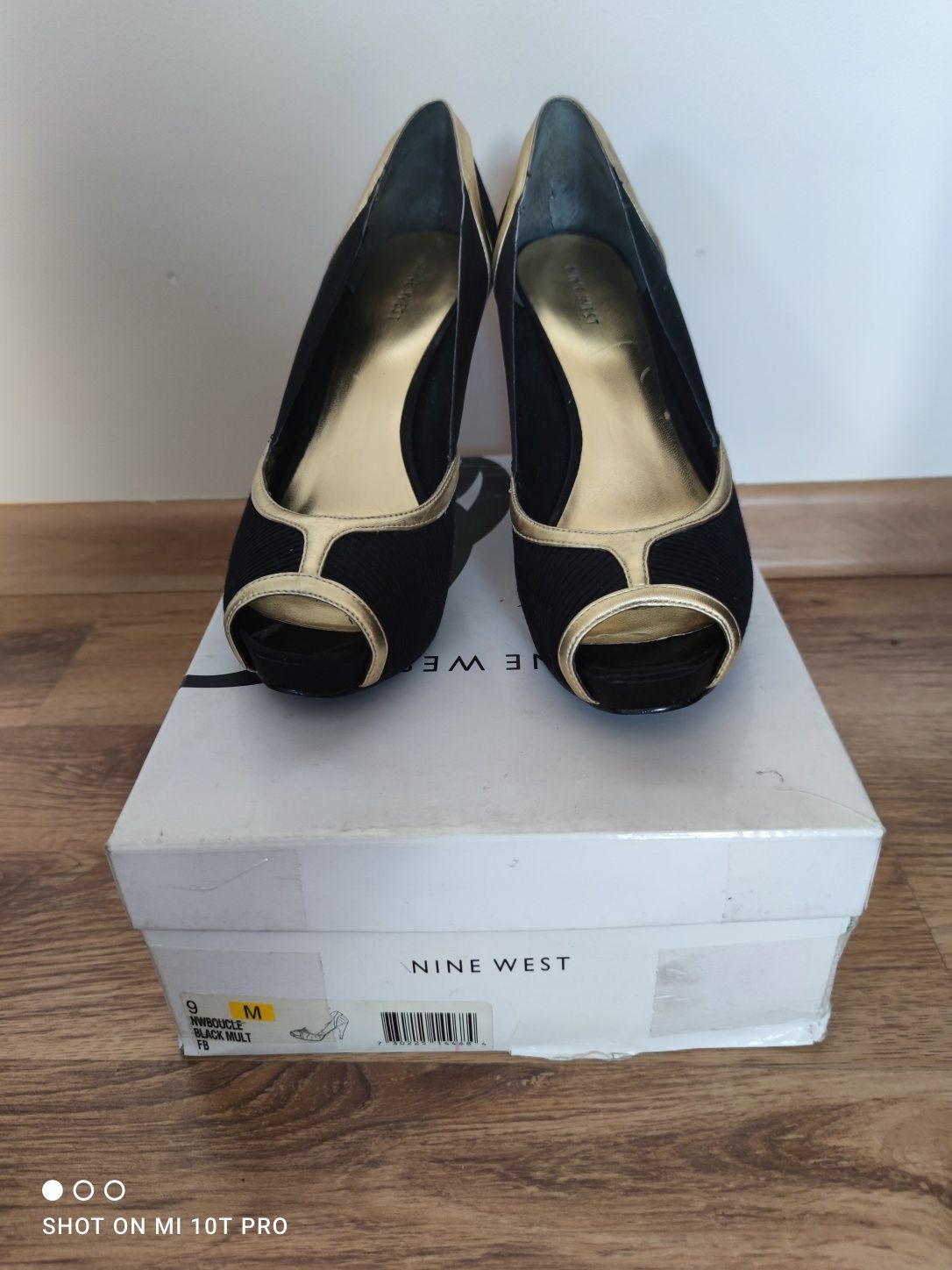 Szpilki Nine West 40 czarne złote