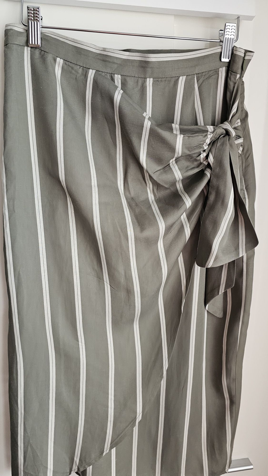 Wyprzedaz Spódnica H&M r. 38/40