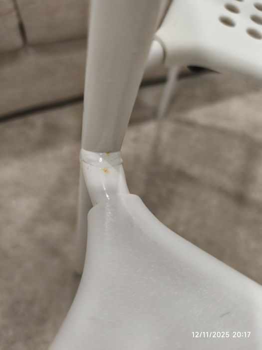 Cadeiras IKEA 2 unidades - modelo Adde