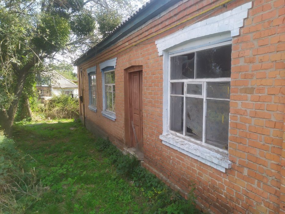 Продаю будинок на 2 входи в місті Лубни