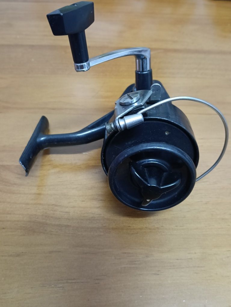 Carreto de pesca antigo River220S