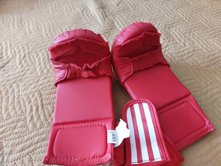 Napięstniki do karate, dziecięce