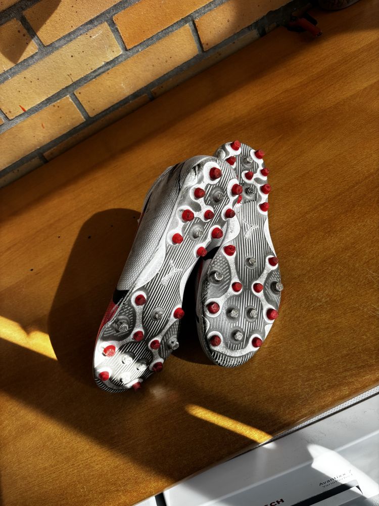 Chuteiras Puma 42 MG