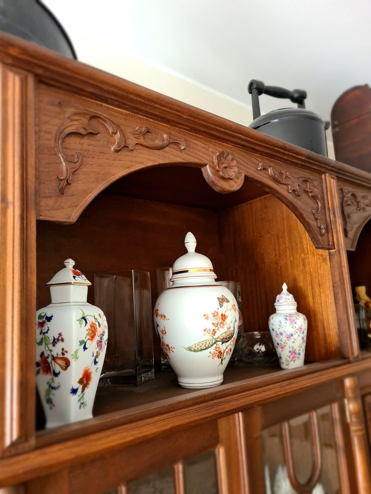 Mobília completa de sala de jantar madeira de castanho URGENTE