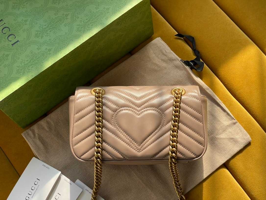 Torebka na ramię Gucci Marmont z łańcuszkiem