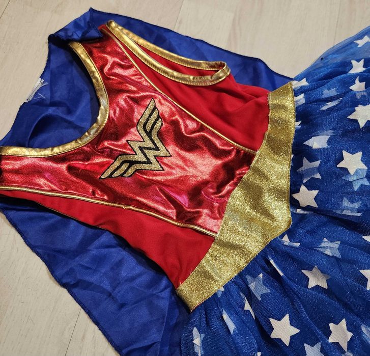 strój wonder woman superbohaterka sukienka halloween 737