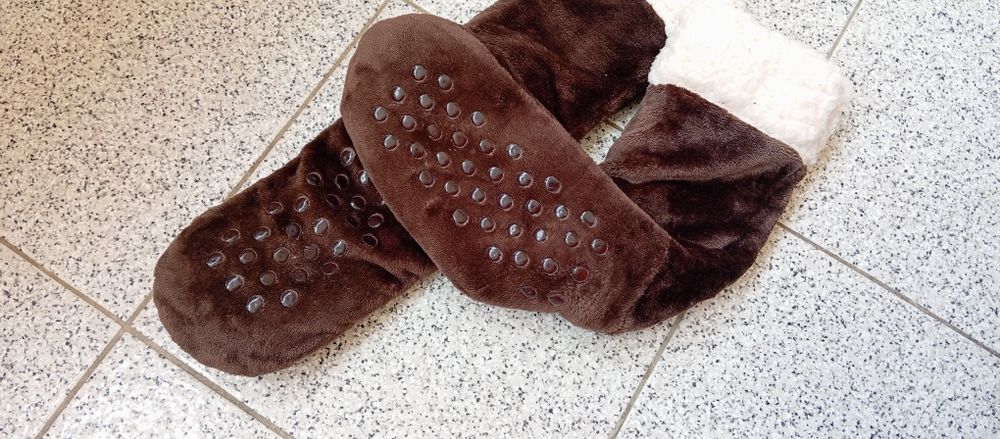 Meias anti derrapantes quentinhas macias