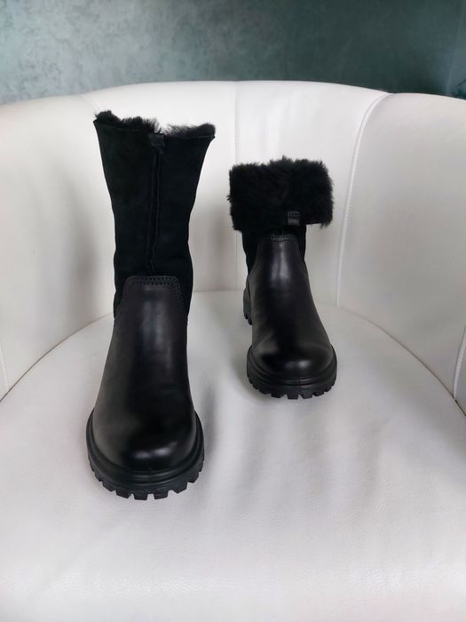 Зимові черевики ecco trad натуральне хутро 36,37,38 рр