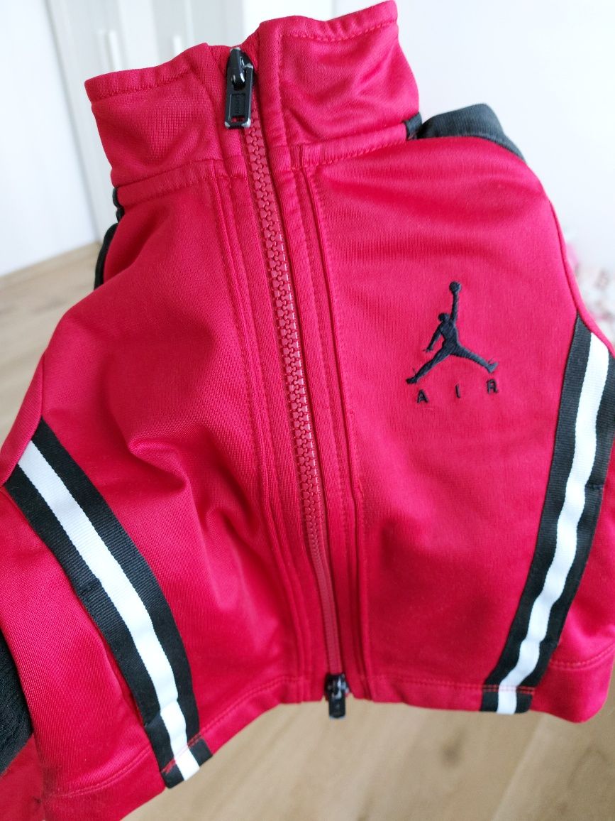 Dres Nike Jordan 74-80