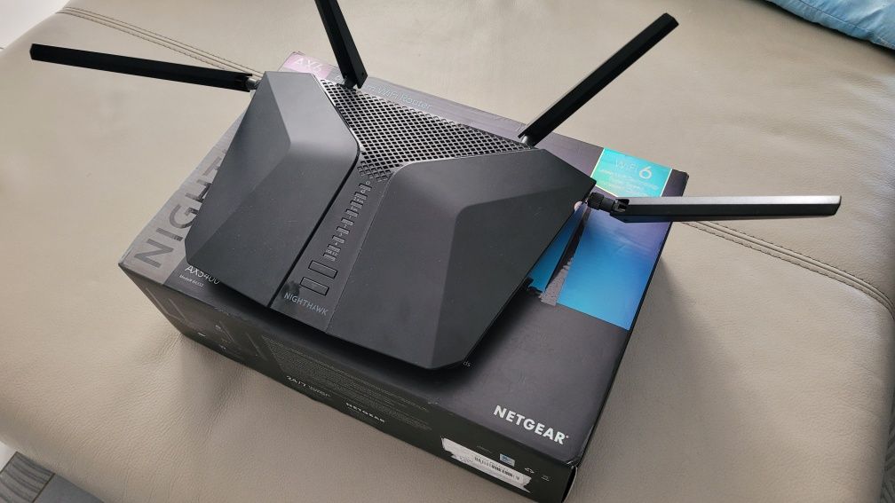 Топовий роутер WIFI6 NETGEAR RAX50 Nighthawk