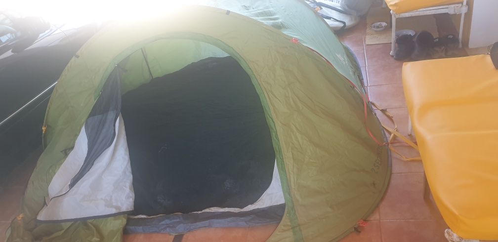 Tenda igloo de 3 lugares