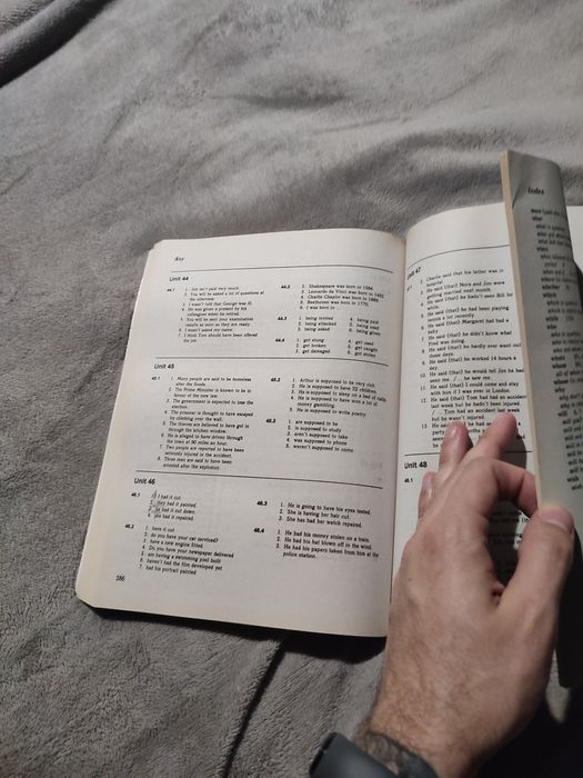 Книга по английскому English grammar  in use Cambridge грамматика