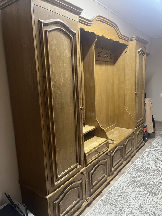 Продається прихожа