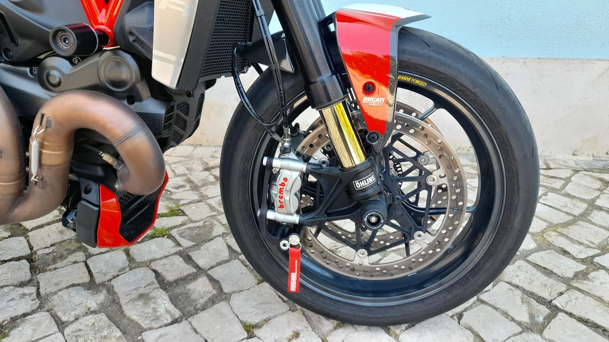 DUCATI MONSTER 1200 R - FULL EXTRAS