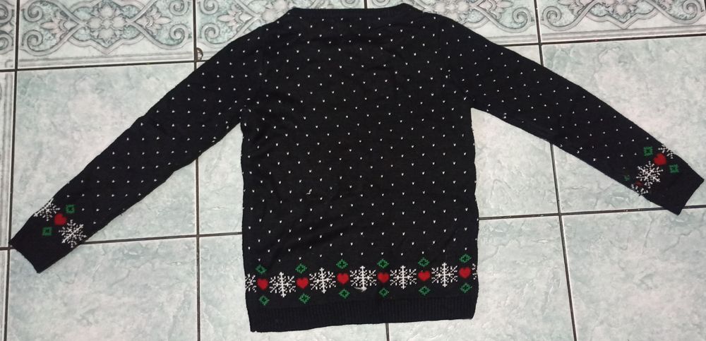 Sweterek świąteczny młodzieżowy, damski.