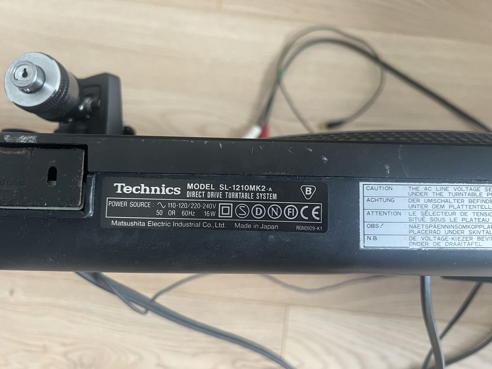 Gramofon Technics 1210 mk2