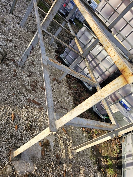 Regaly warsztatowe przemyslowe do gospodarstwa