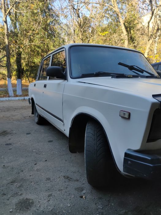 Продам ваз 2107 1990 года