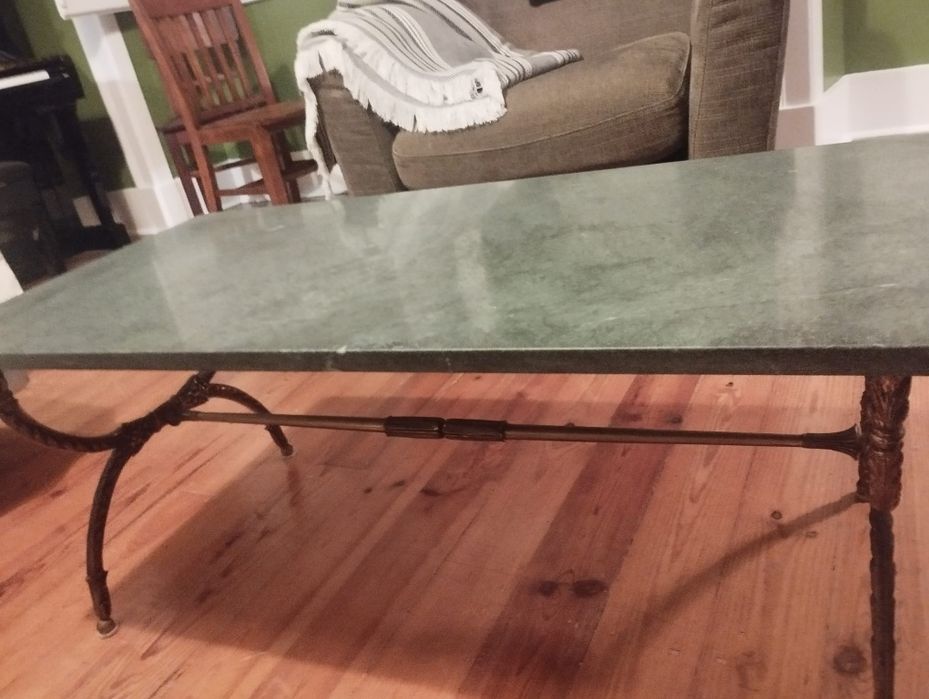 Mesa Centro Mármore Verde