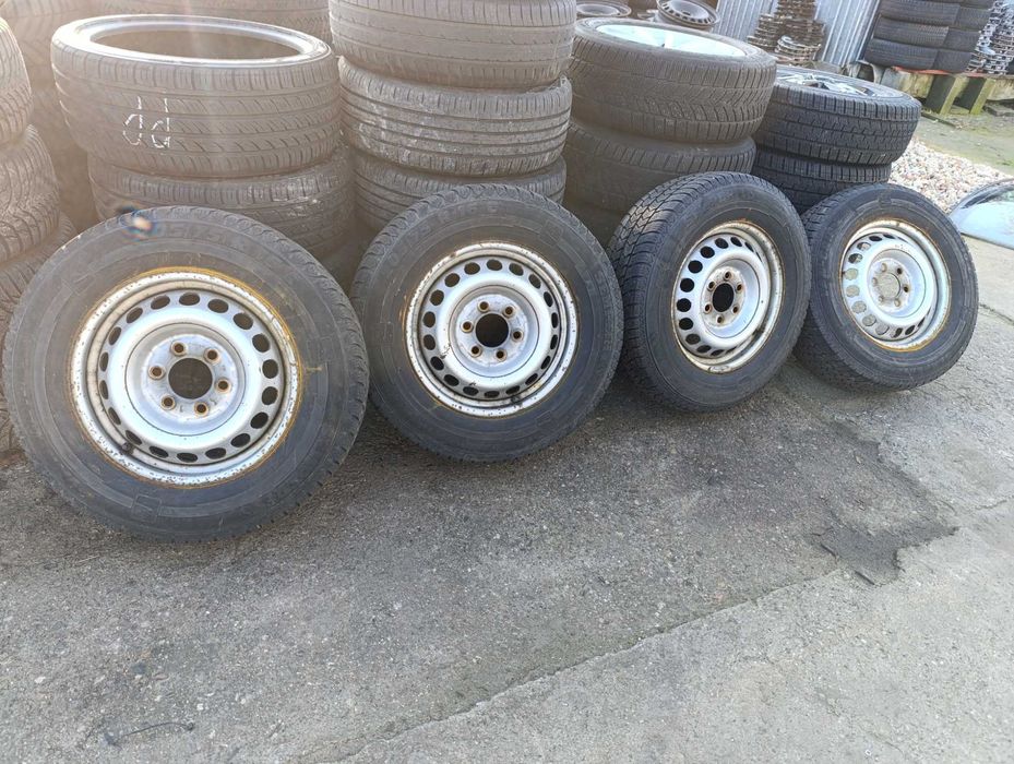 VW Crafter Mercedes Sprinter komplet felg stalowych 16 cali