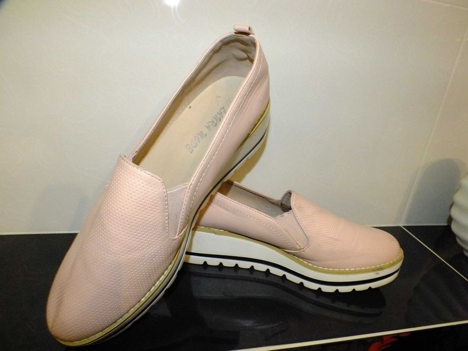 Buty Laura Mode rozmiar 40