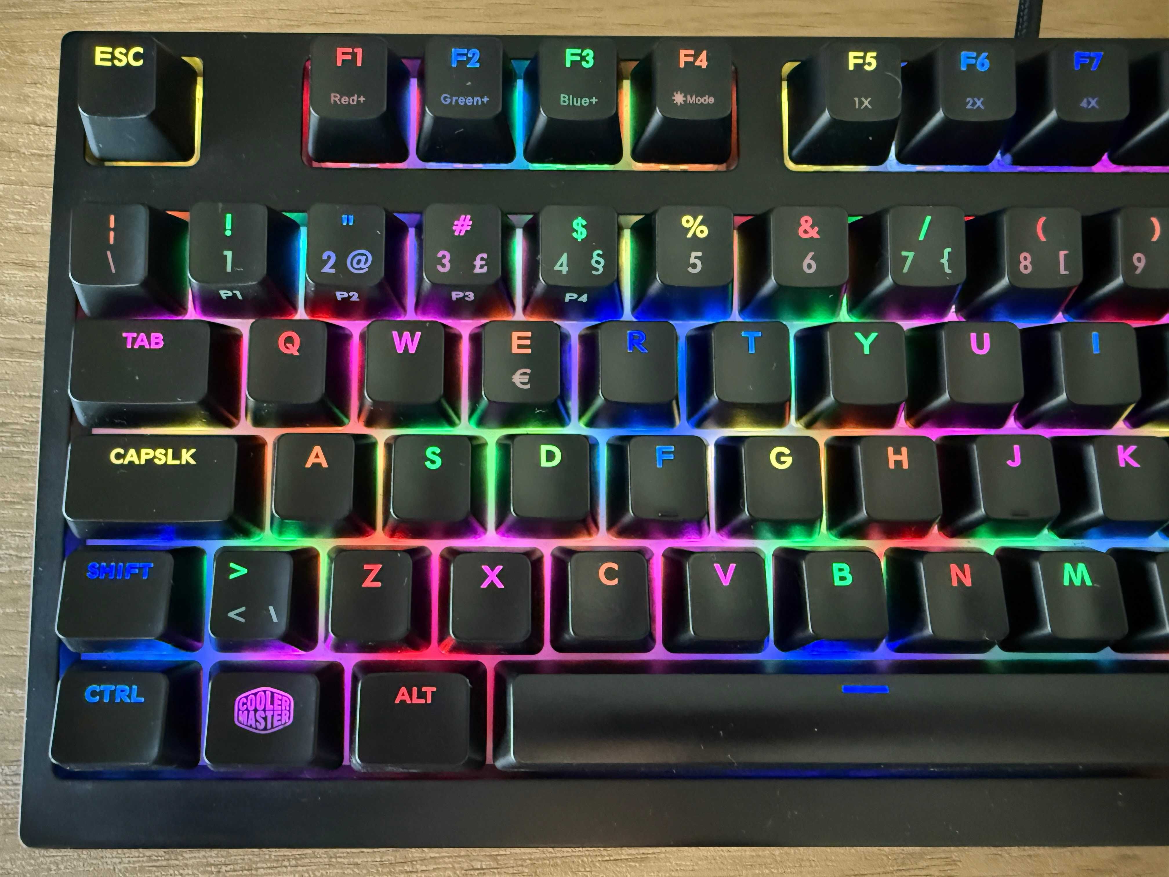Teclado Mecanico RGB Com Fio Cooler Master