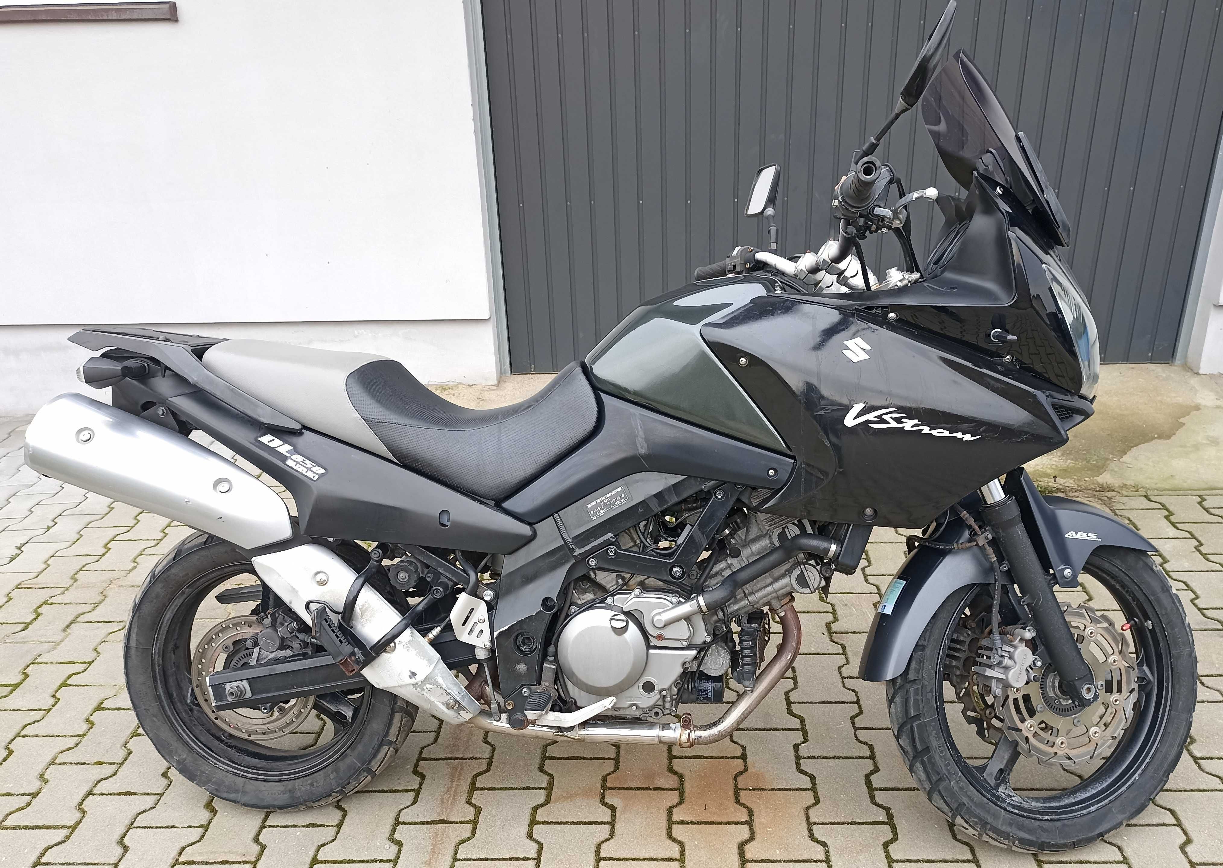 Suzuki DL650 V-strom adventure DL 650 Vstrom 2005rok