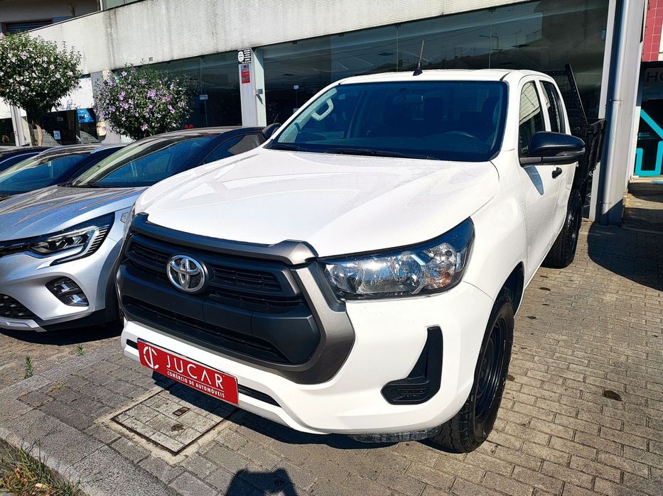 Toyota Hilux 2.4 D-4D 2WD CD CM