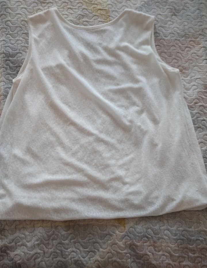 Blusa L/XL com aplicação