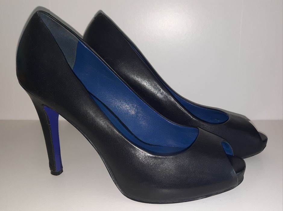 Czółenka szpilki czarne  5th avenue rozmiar 38