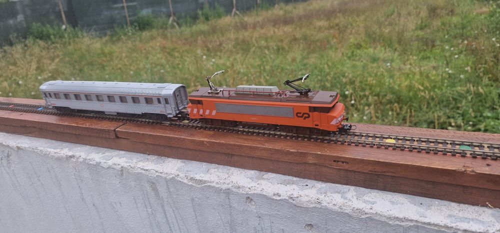 Vagons e locomotivas raras alta qualidade .