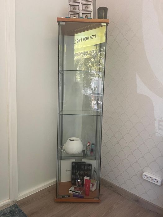Vitrine em Vidro com 3 Prateleiras