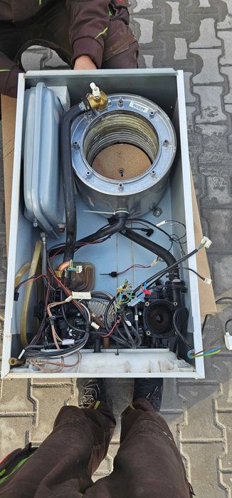 Silnik pompy obiegowej G-HE do kotła Viessmann Vitodens 100-W