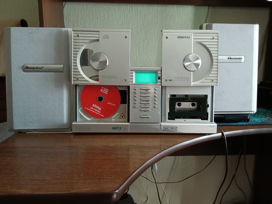 Продаю mini teatre  Pioneer MP3 добрий стан