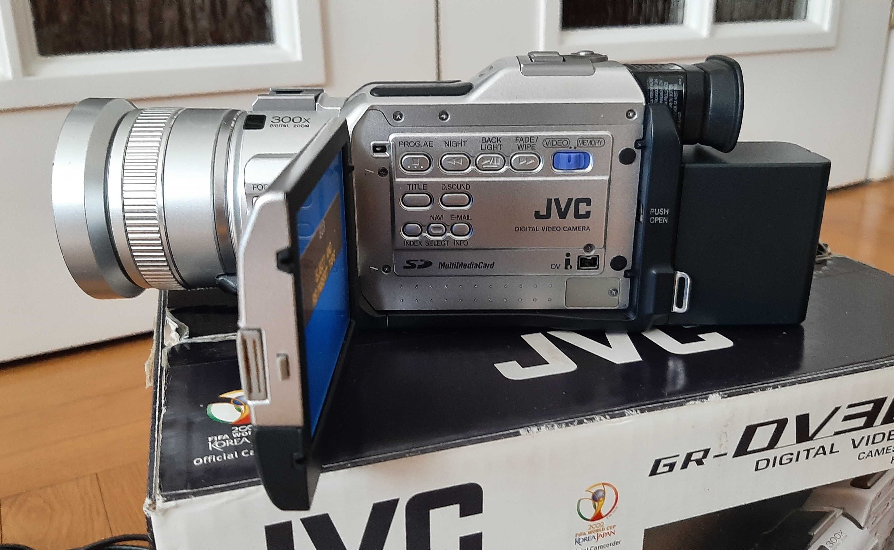 Kamera miniDV półprofesjonalna JVC GR-DV3000 - komplet oryginalny