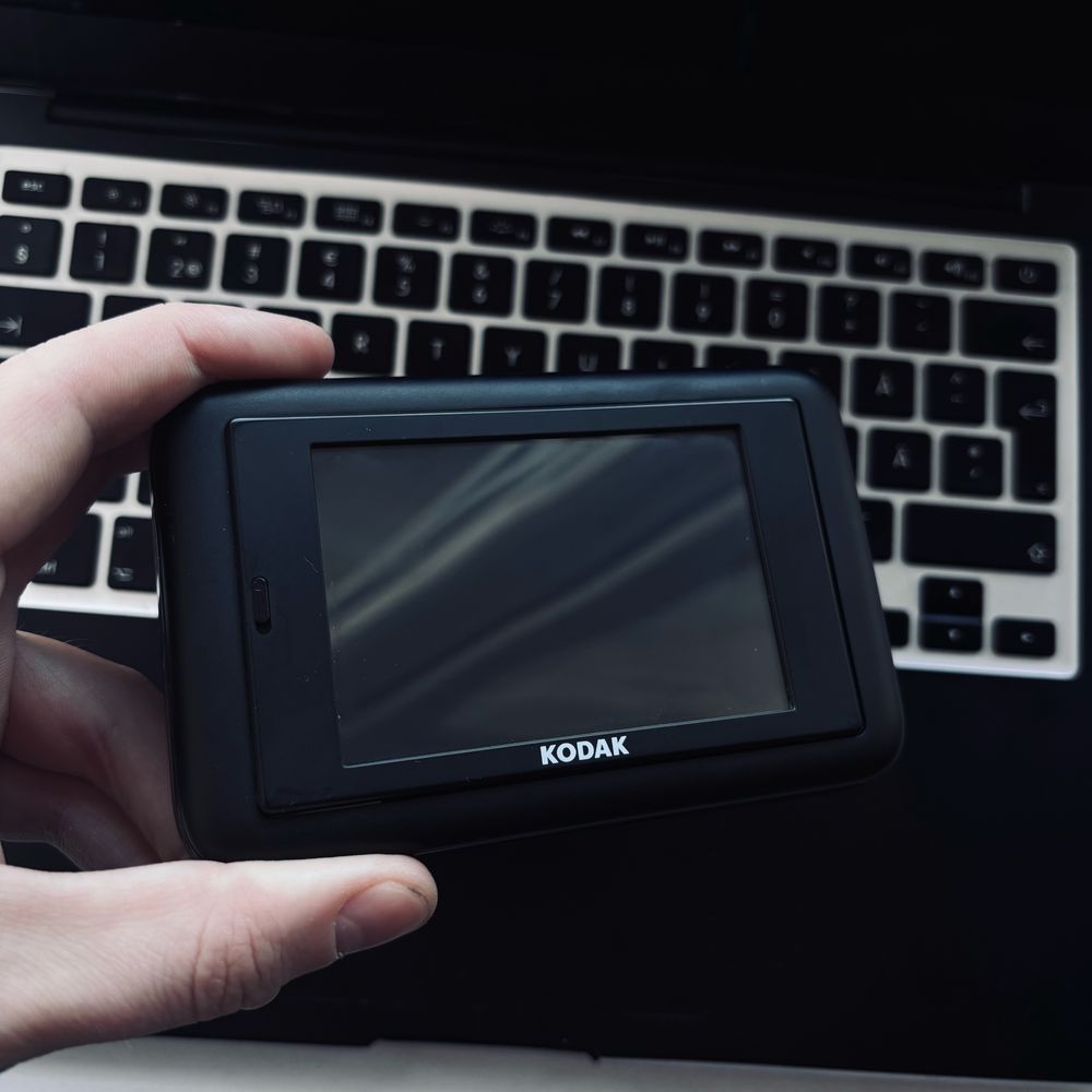 Камера моментальной печати kodak step touch camera printer