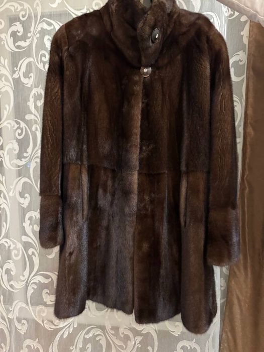 Норковая шуба в хорошем состоянии
