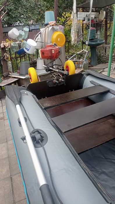 Надувний човен MegaBoat MT-290C