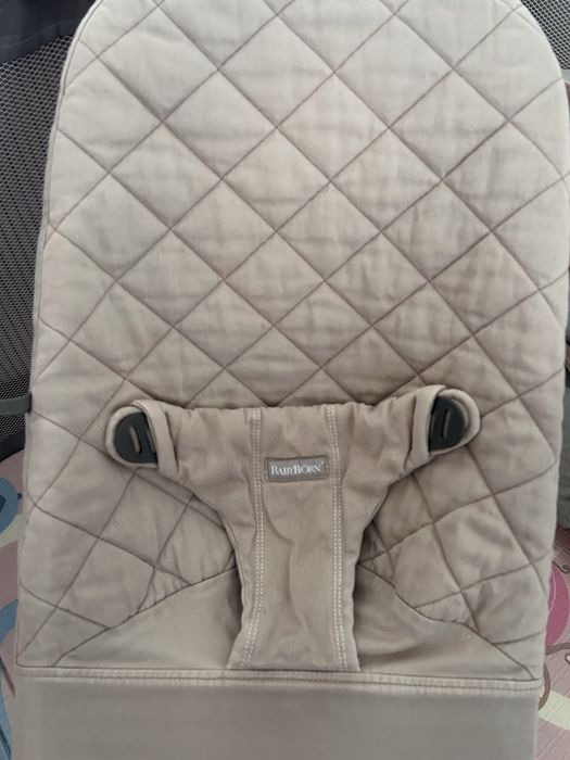 Babybjorn bujaczek lezaczek kolor beż