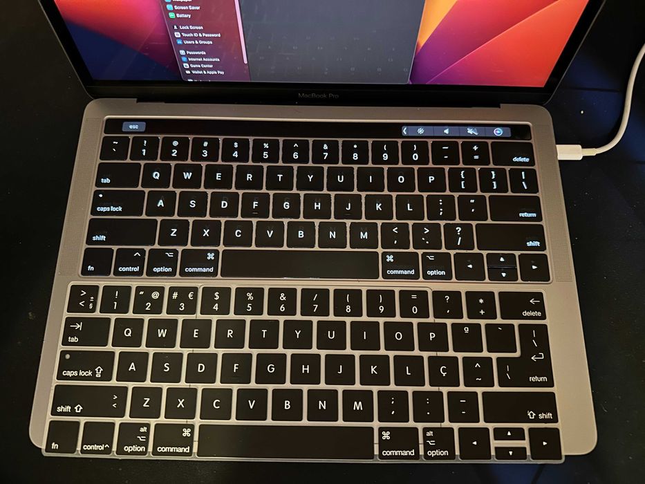 MacBook Pro 13"  i7 - 3.5GHz