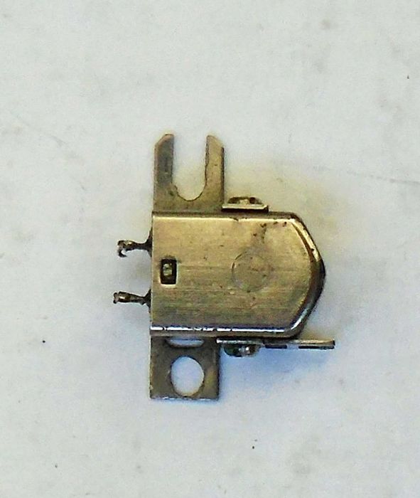 Головка кассетного магнитофона