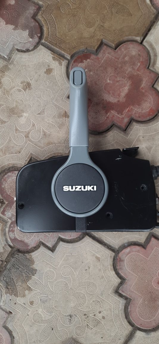 Лодочный мотор suzuki 25