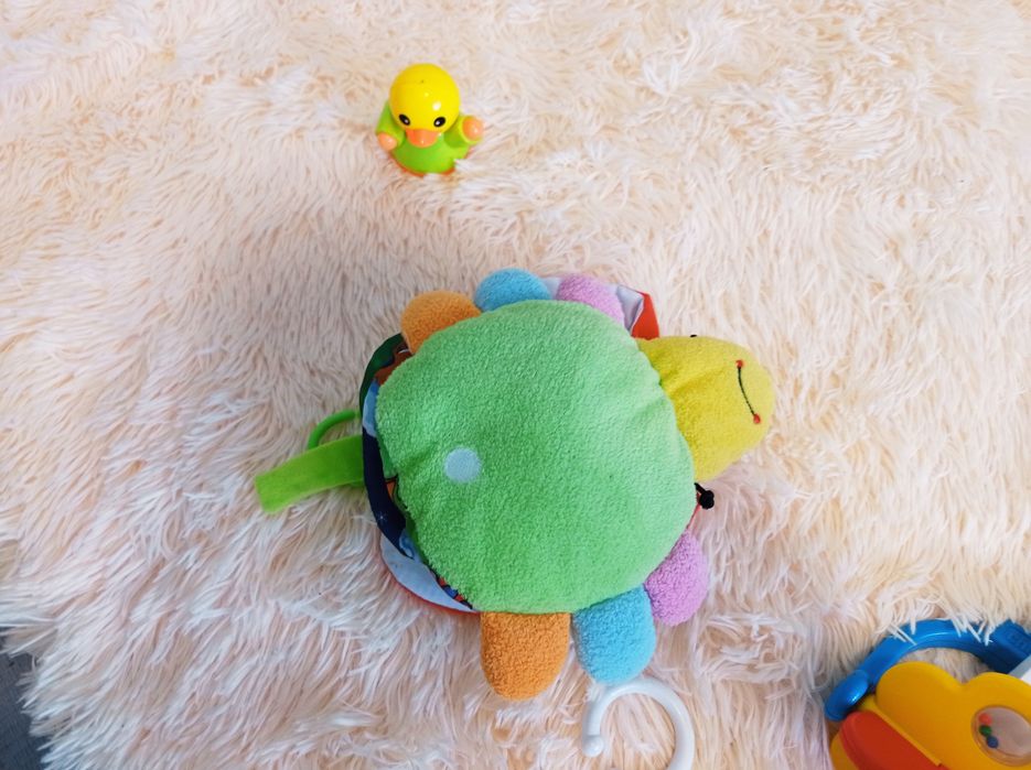 М'яка погремушка пори року  книжка шуршалка бедрик божья коровка в кол