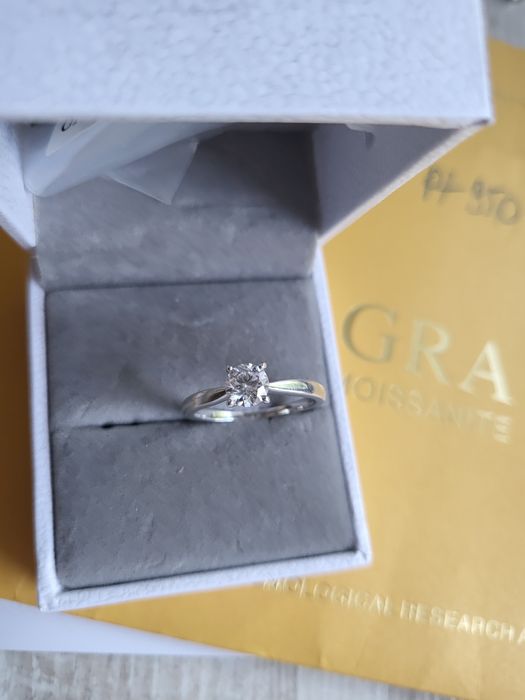 Pierścionek platyna diament 0,5 carat miossanite